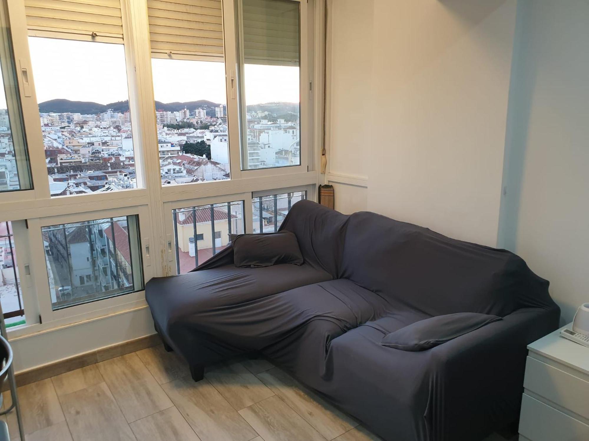 Апартаменты Apartamento Moderno Centrico Фуэнхирола Экстерьер фото